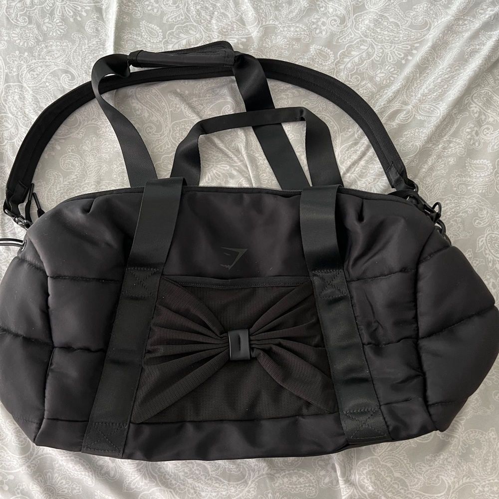 Gymshark Studio Bag- small duffel bag